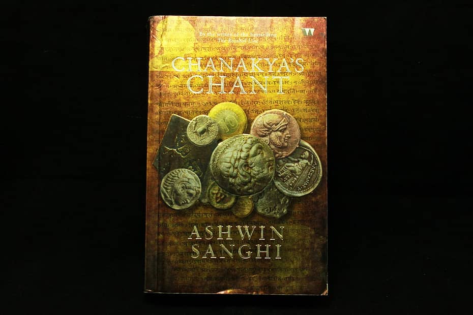 The story is told fragmented; one chapter is given to the level of Chanakya, the next to Gangasagar and so on. It follows the political kingmakers of their time into a perfectlyThe story is told fragmented; one chapter is given to the level of Chanakya, the next to Gangasagar and so on. It follows the political kingmakers of their time into a perfectly